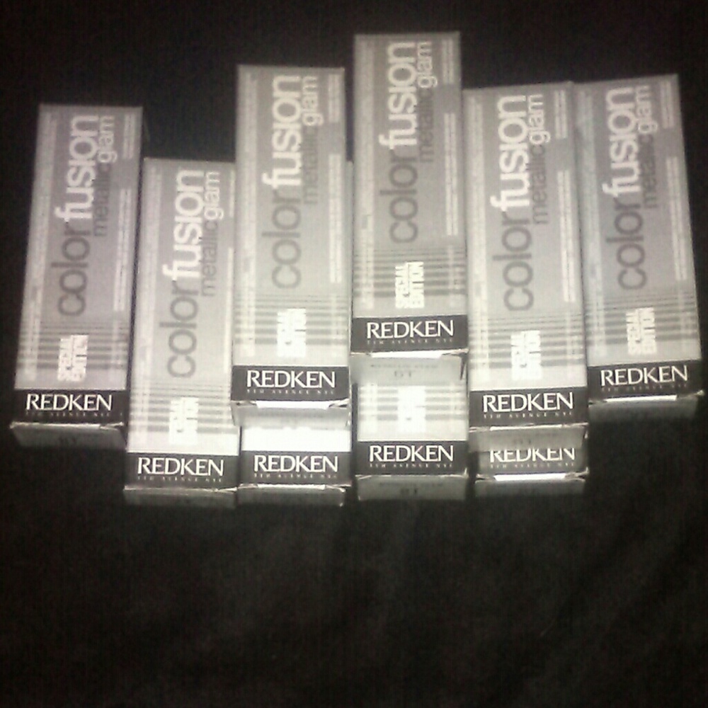 REDKEN COLOR FUSION HAIR COLOR LOT